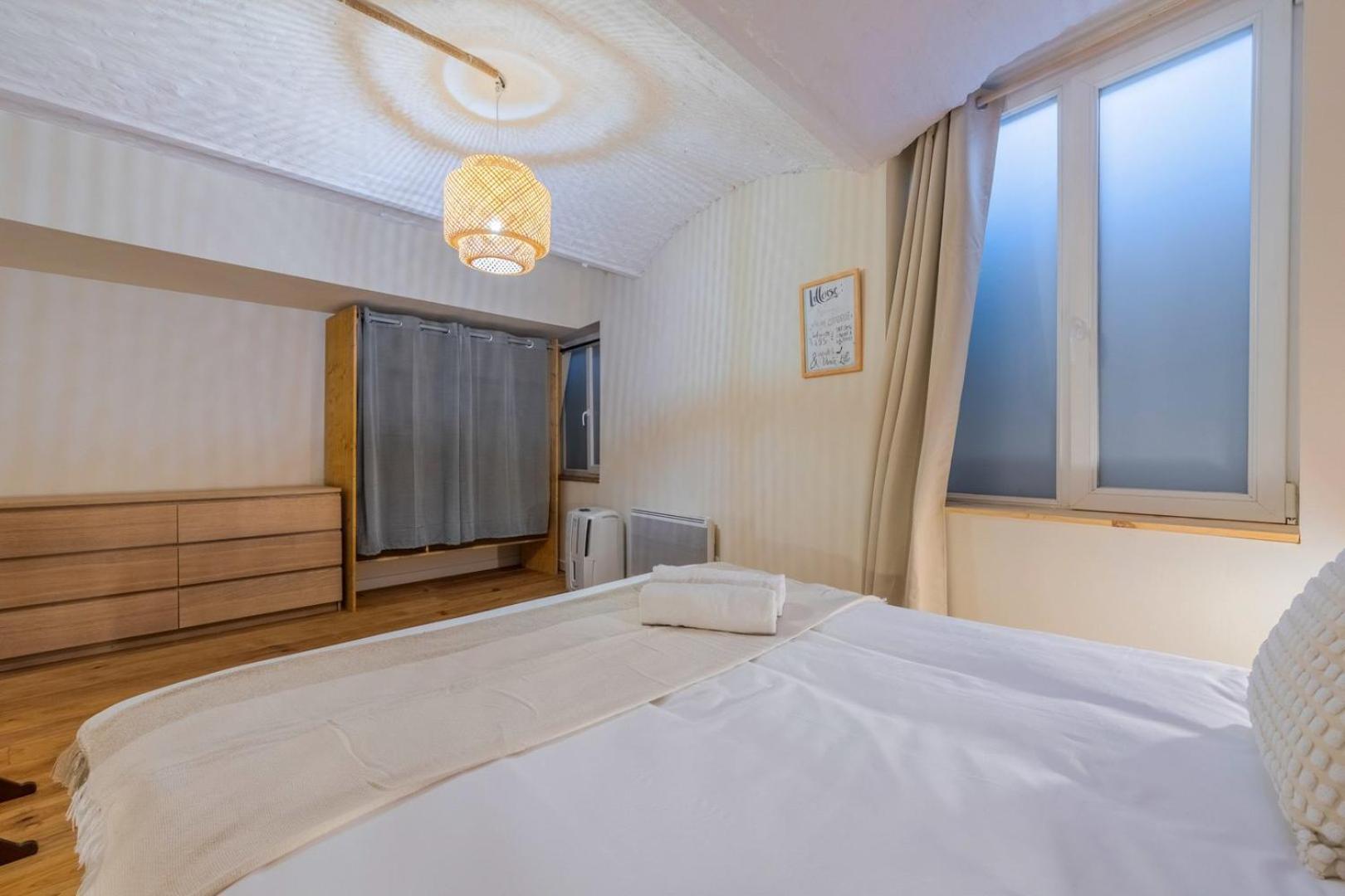 Appartement Atypique En Souplex, 2 Ch & Terrasse ลีลล์ ภายนอก รูปภาพ